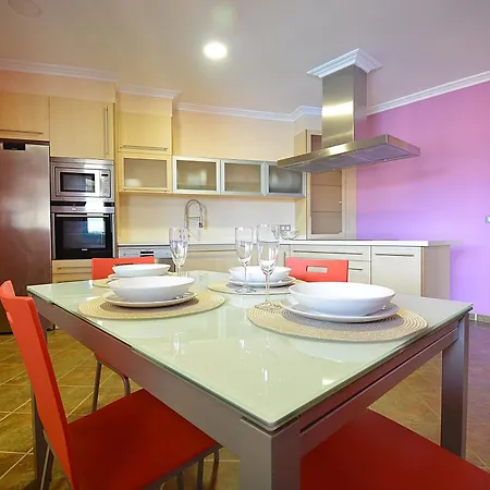 Вилла Galihost - Con Piscina En