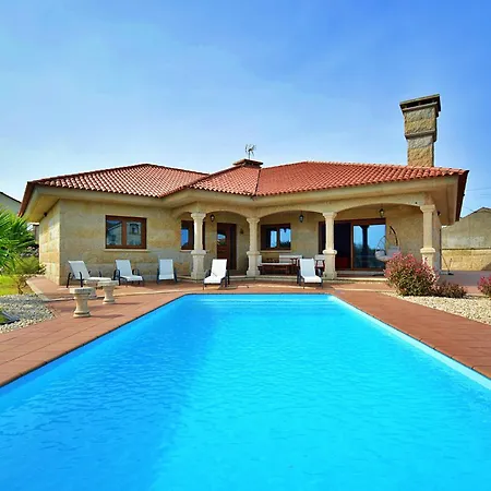 Villa Galihost - Con Piscina En *